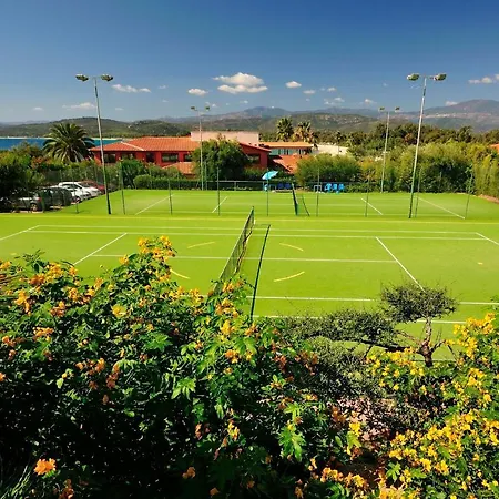 Club Saraceno - Bovis 4*
