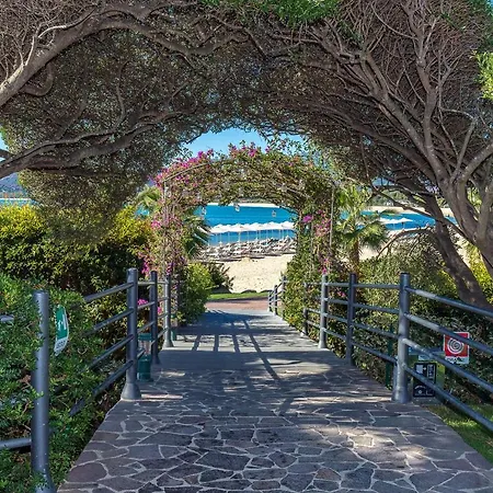 Club Saraceno - Bovis Hotel Àrbatax